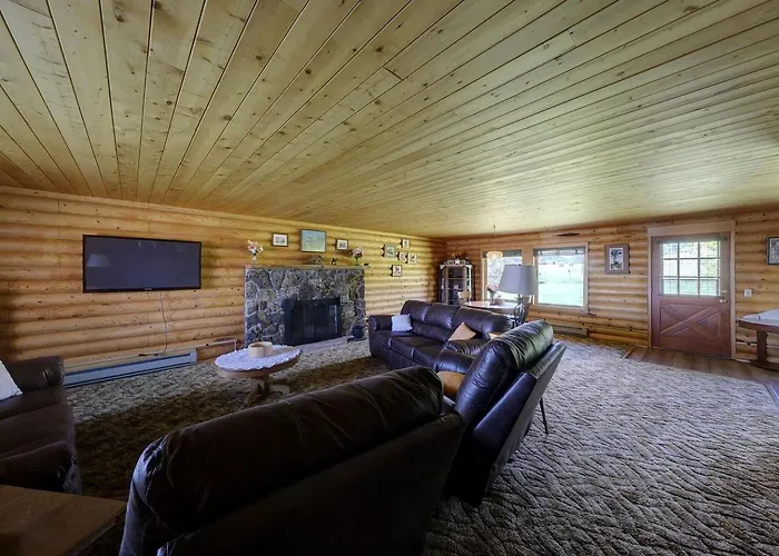 Holiday home Rustic With Enormous Backyard And Marvelous Mountain Views In Buffalo, Wyoming
