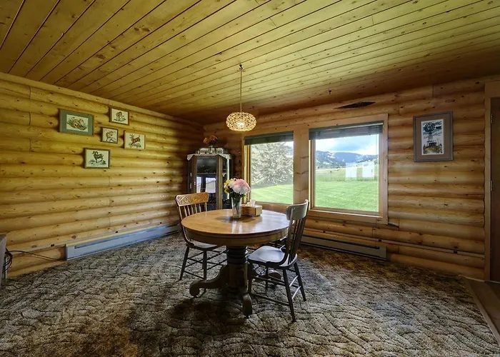 Holiday home Rustic With Enormous Backyard And Marvelous Mountain Views In Buffalo, Wyoming *