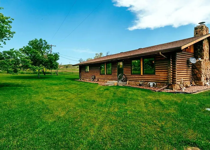 Rustic With Enormous Backyard And Marvelous Mountain Views In Buffalo, Wyoming * Buffalo